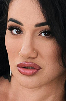 Arabella Rafael lips2.png