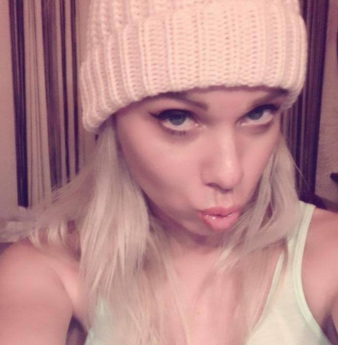 Chloe Bright2(1).jpg