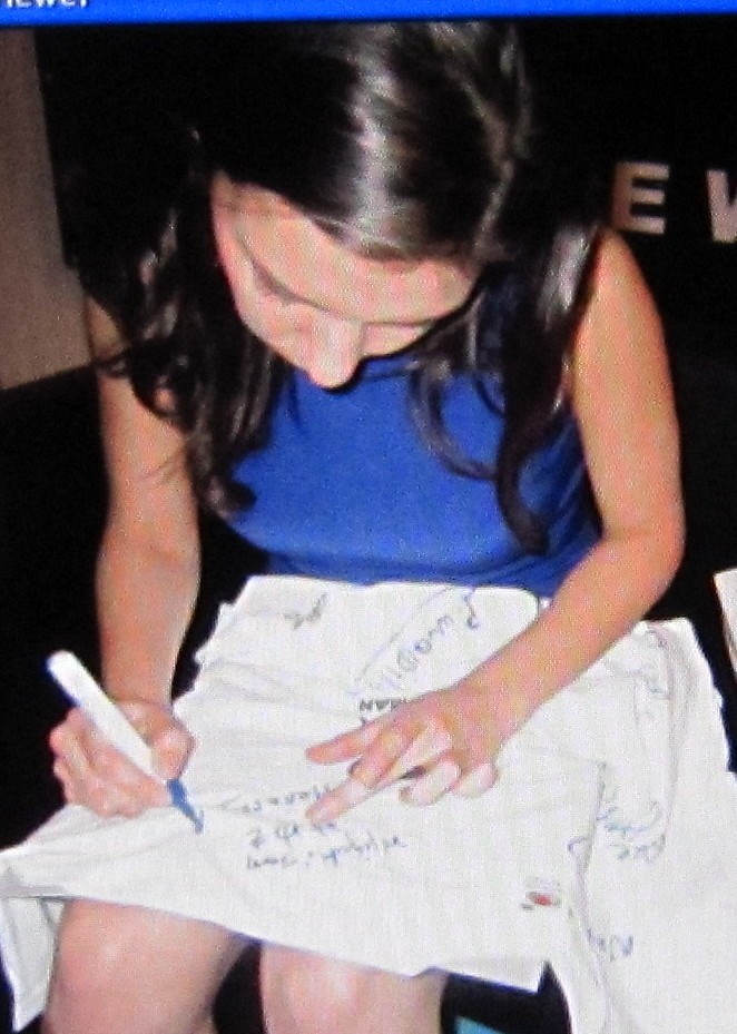 henesseysigning.jpg